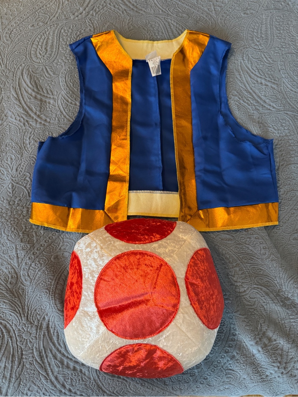 Nintendo Super Mario Toad costume. Adult one size